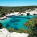 Overtourism: villaggio di Minorca vota la chiusura ai turisti