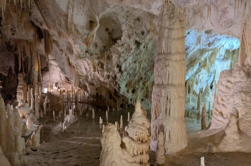 Tour delle Grotte di Frasassi